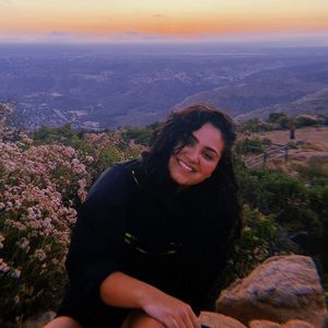 Meet your Posher, Sharon